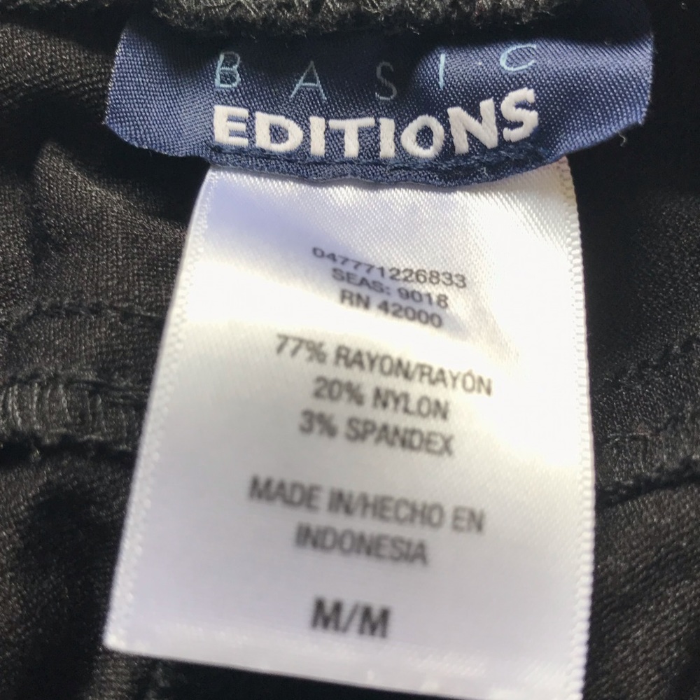 Black pants - Picture 3 of 3